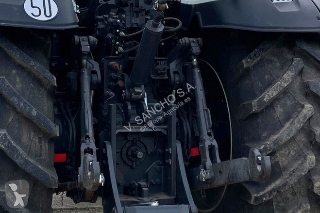 Landbrugstraktor Valtra Q 265