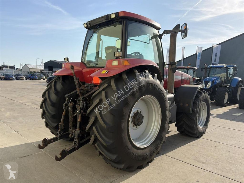 Case IH Magnum MX 285 tractor