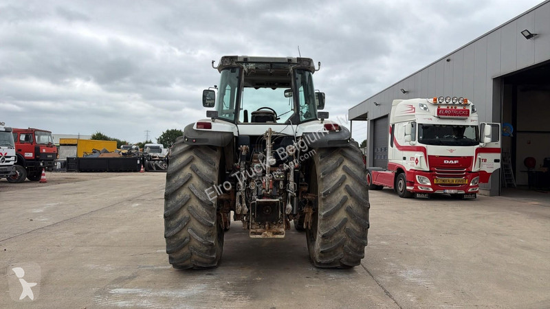 Lantbrukstraktor Massey Ferguson 8220 POWER...