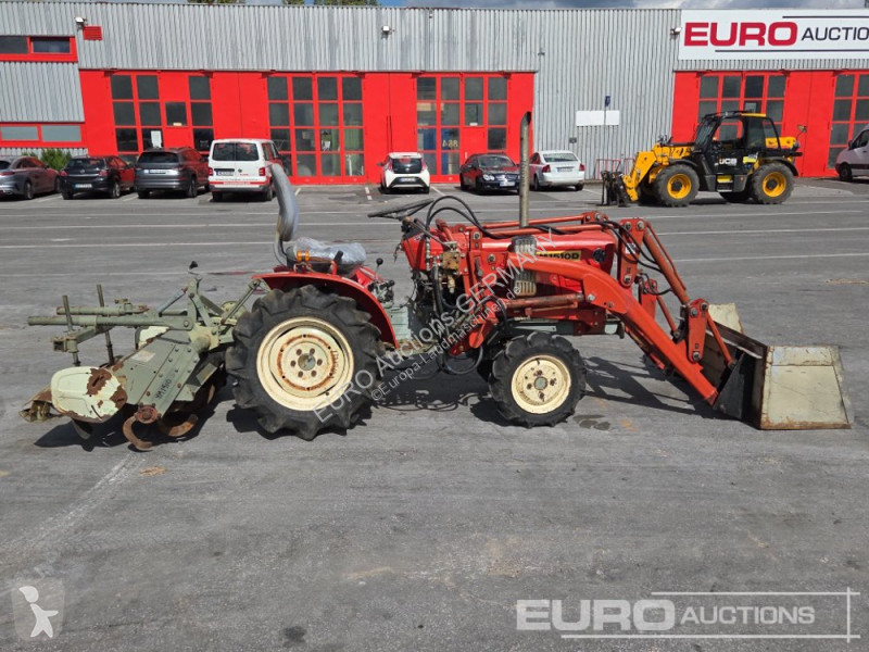 Tractor agrícola Yanmar YM1510D