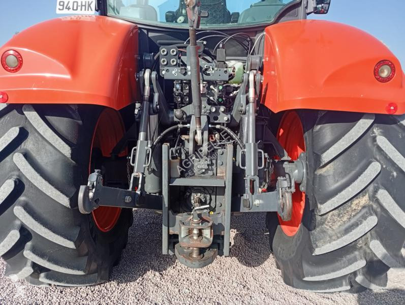 Lantbrukstraktor Kubota  M7133