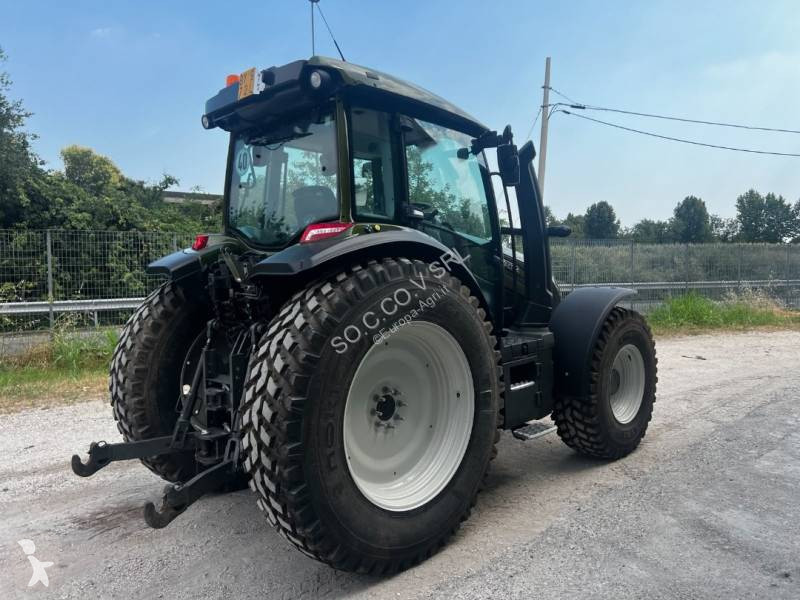 Lantbrukstraktor Valtra G125