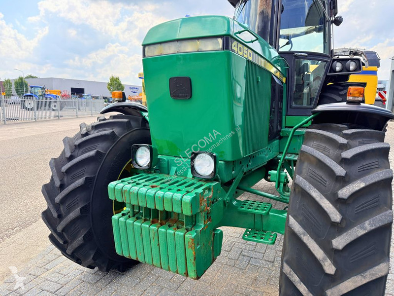 Lantbrukstraktor John Deere 4050 4WD