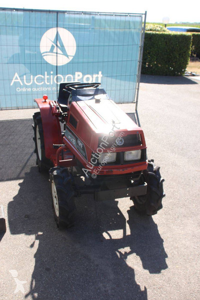 Lantbrukstraktor Mitsubishi MTX15
