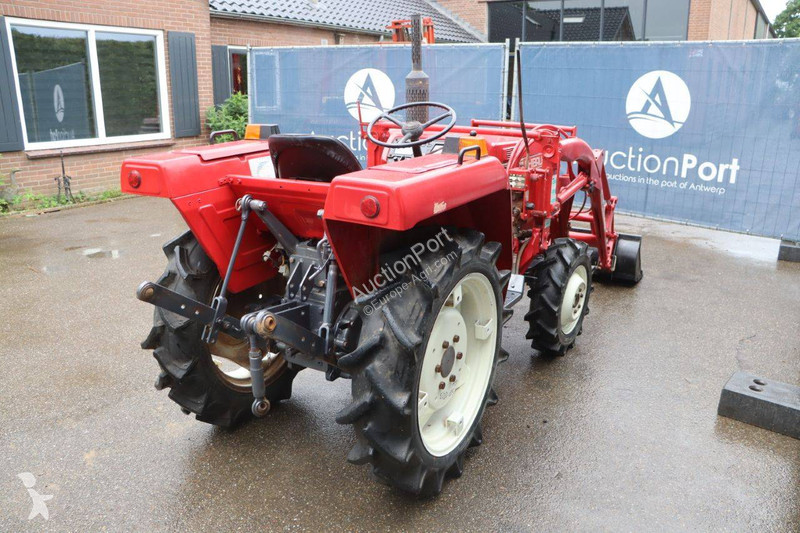 Lantbrukstraktor Shibaura SD1843