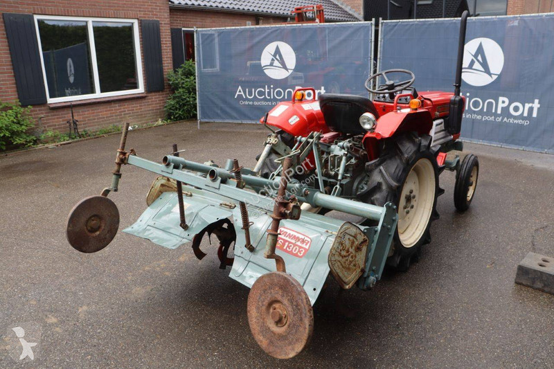 Ciągnik Yanmar YM1610