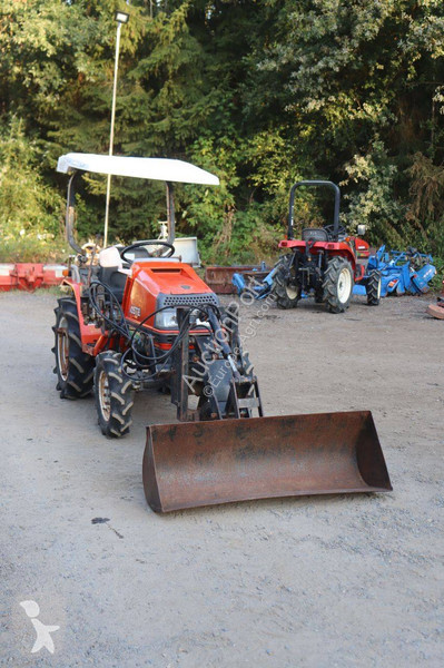 جرار زراعي Kubota A-155
