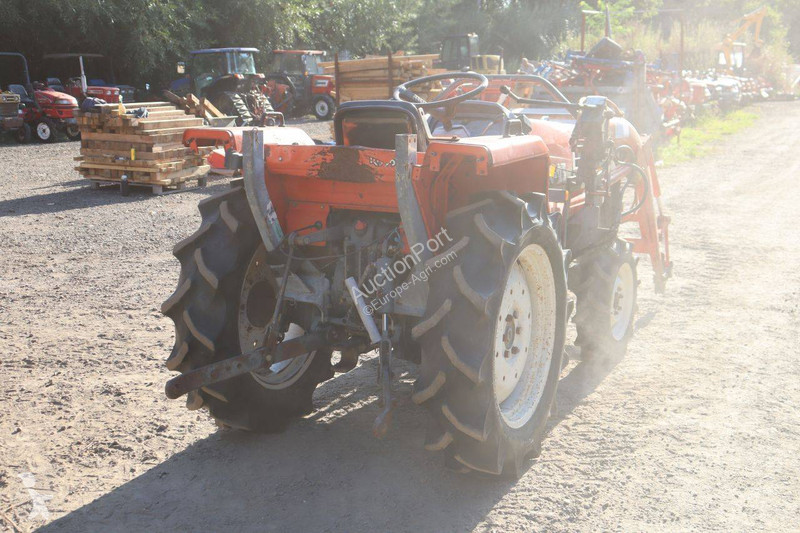 جرار زراعي Kubota GL-23