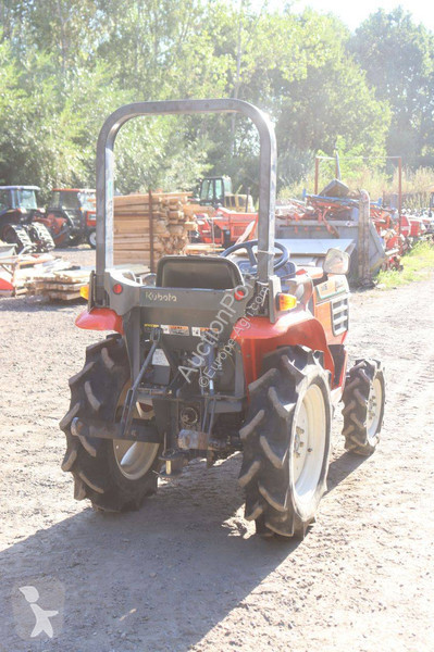جرار زراعي Kubota GB16