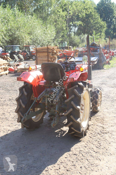 جرار زراعي Yanmar YM1720D