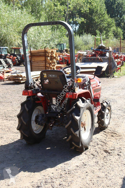 جرار زراعي Yanmar KE-40