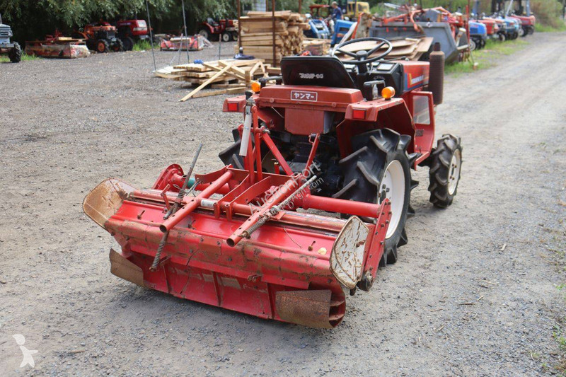 جرار زراعي Yanmar F14D