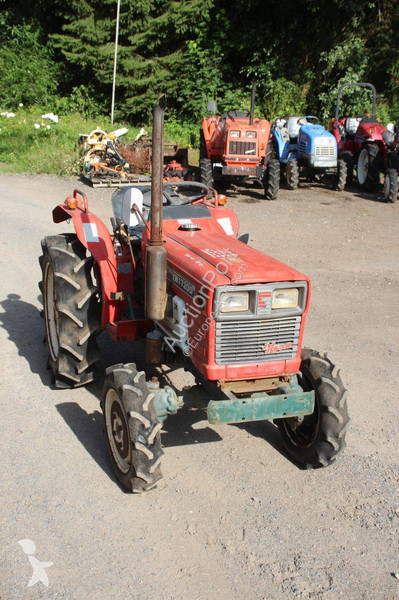 جرار زراعي Yanmar YM1720D