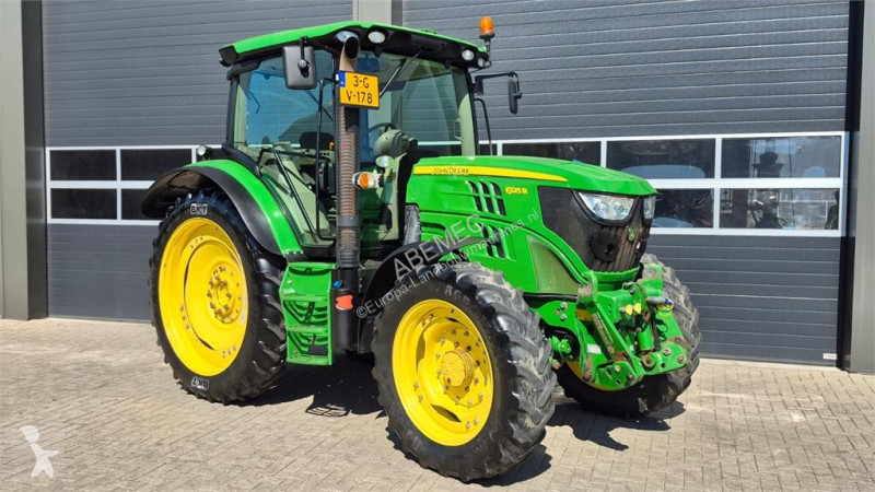 Zemědělský traktor John Deere 6125R AutoPower
