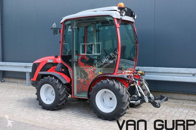 Zemědělský traktor Antonio Carraro TTR 4800...