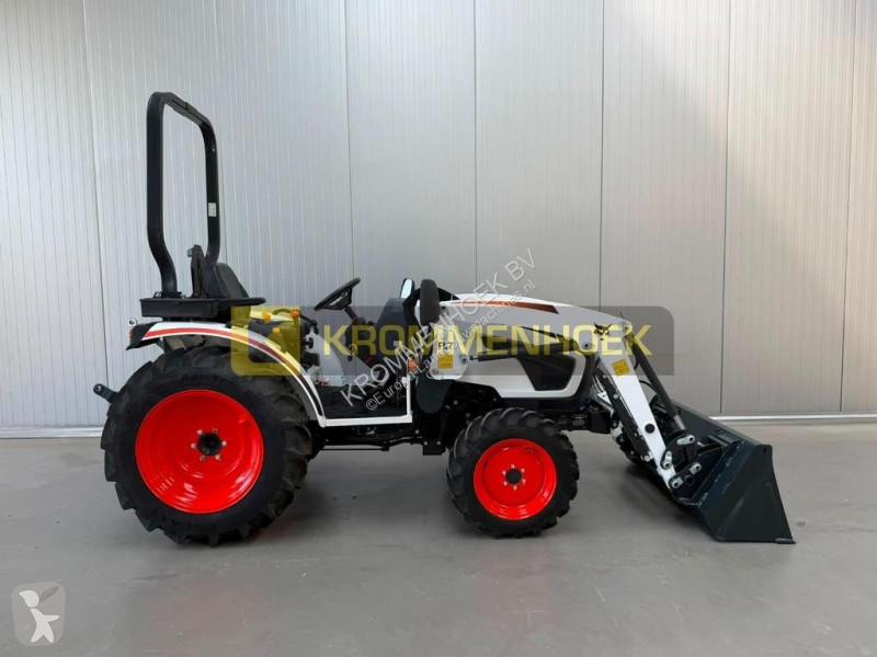 Zemědělský traktor  CT 2025 Front loader FL7