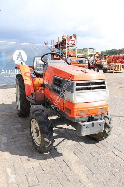 Tractor Kubota GL19