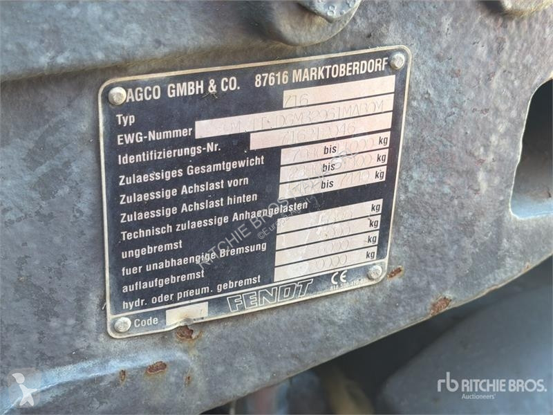 Сільськогосподарський трактор Fendt 716 Vario