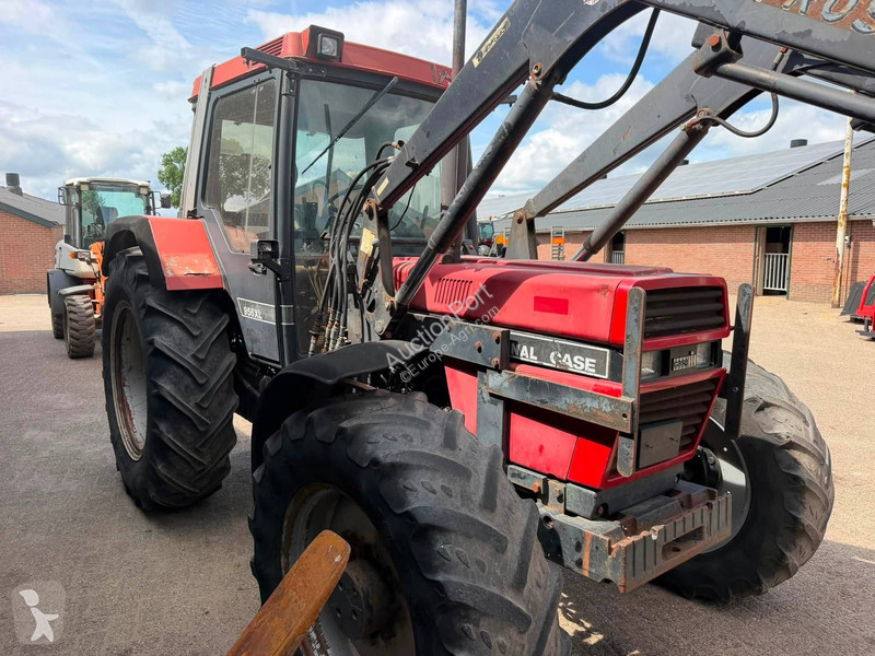Сільськогосподарський трактор Case IH XL956