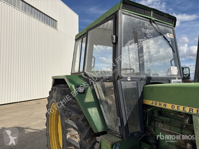 Tracteur agricole John Deere  3030