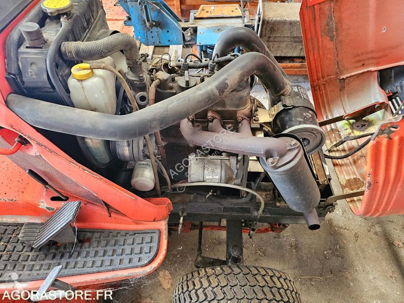 Tractor  G1700