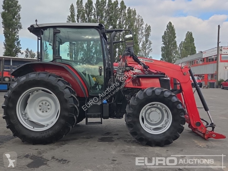 Tractor Massey Ferguson 5711