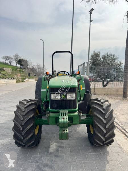 Tractor John Deere 5515