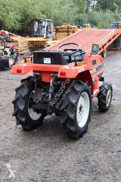 Mitsubishi MT15D tractor