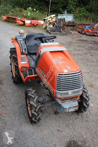 Kubota ASTE A-15 tractor