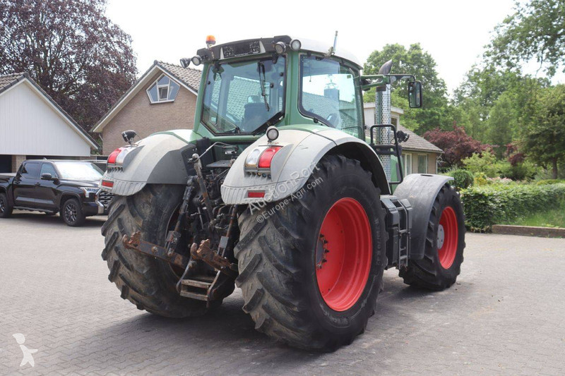 Fendt 927 Vario tractor