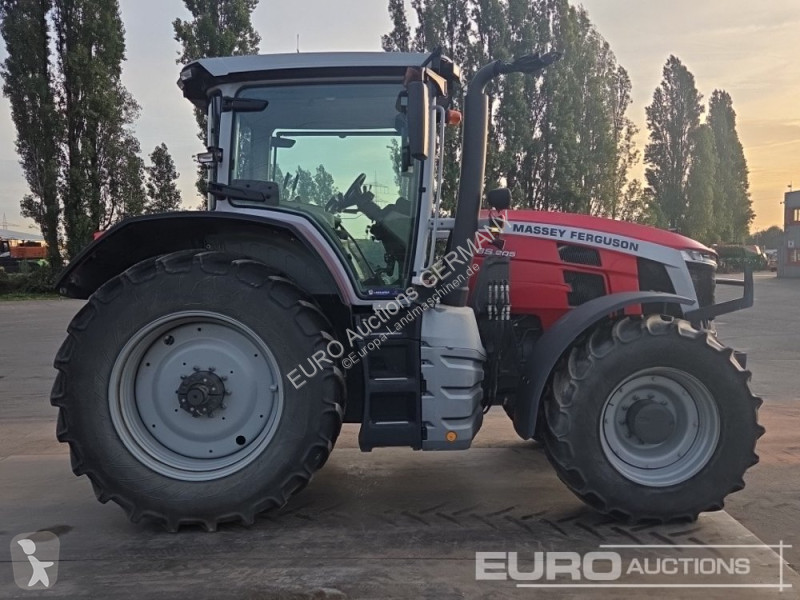 Tractor Massey Ferguson 8S.205 DYNA-7