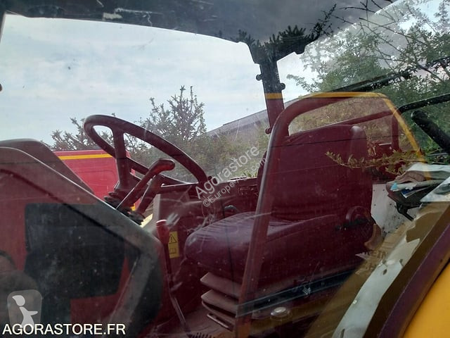 Tractor agrícola