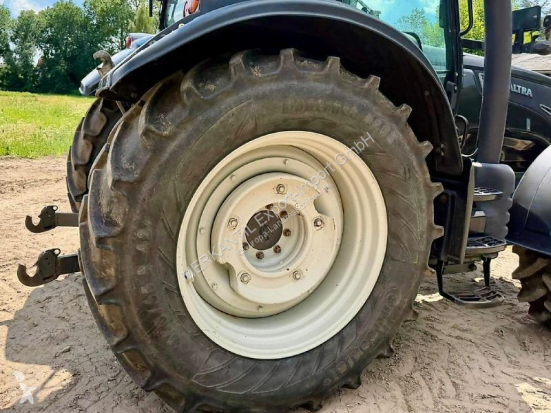 Tractor Valtra  T-213 Versu - FKH FZW