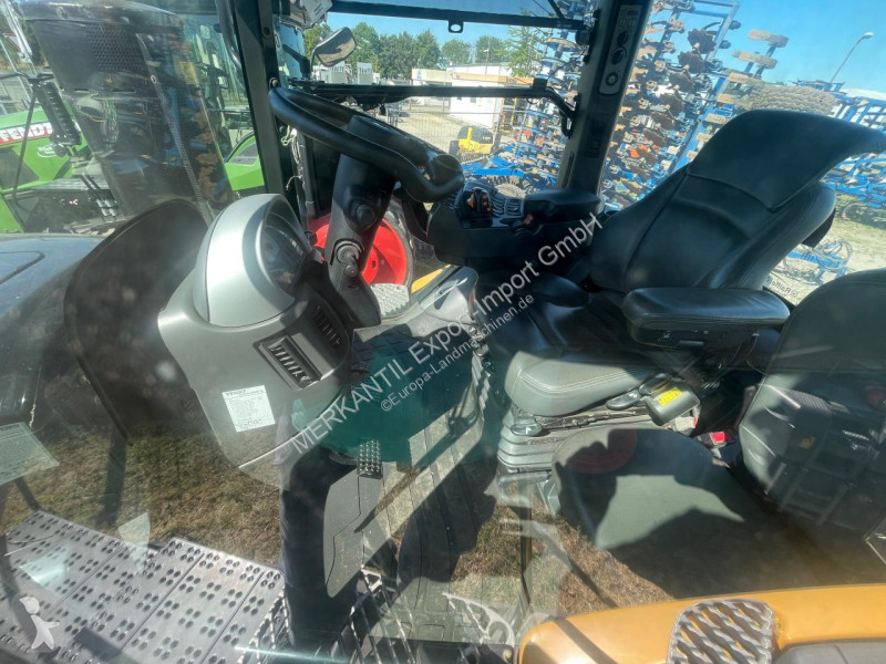 Tractor Challenger  MT 875 E