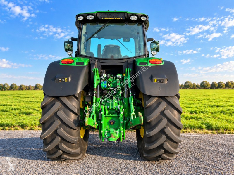 Tractor John Deere 6210R