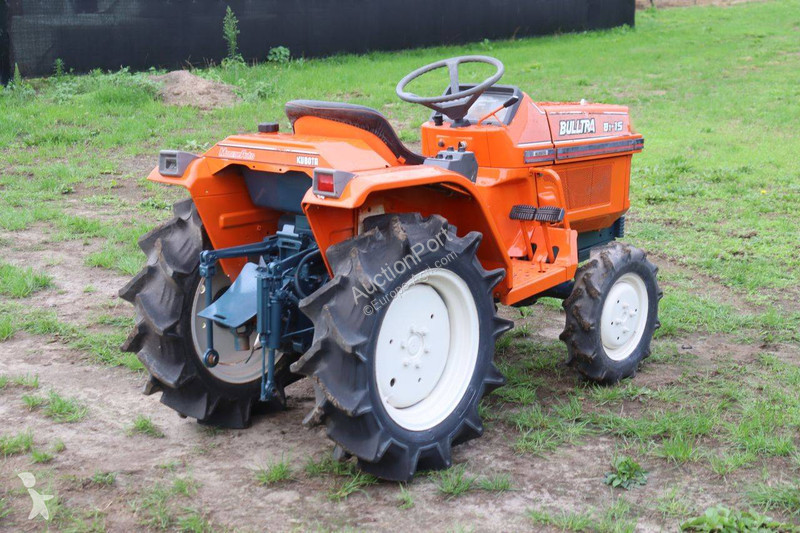 Tractor agrícola Kubota B1-15 Bulltra