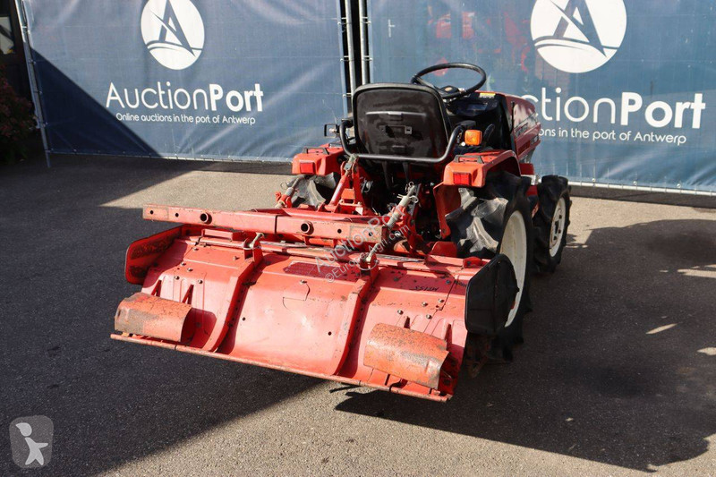 Tractor agrícola Mitsubishi MT155