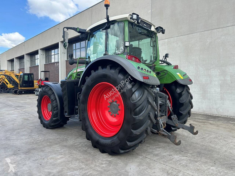 Tractor agrícola Fendt 718 Vario