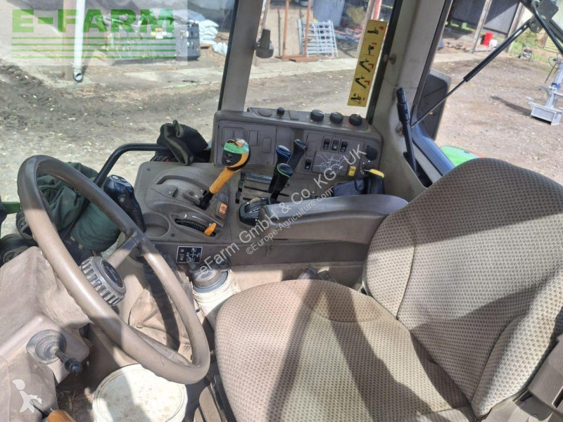Tractor John Deere 6110M