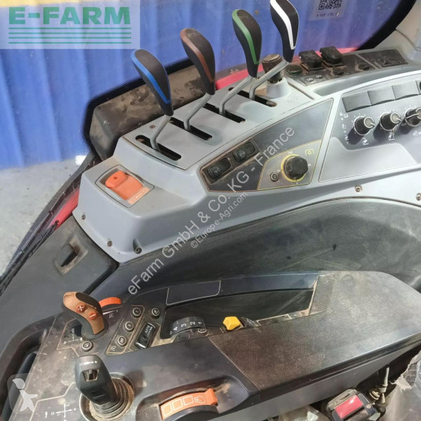 Tractor Valtra  n135