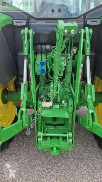 Tracteur agricole John Deere  6100m