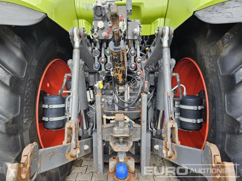 Tractor Claas Axion 830 CMATIC