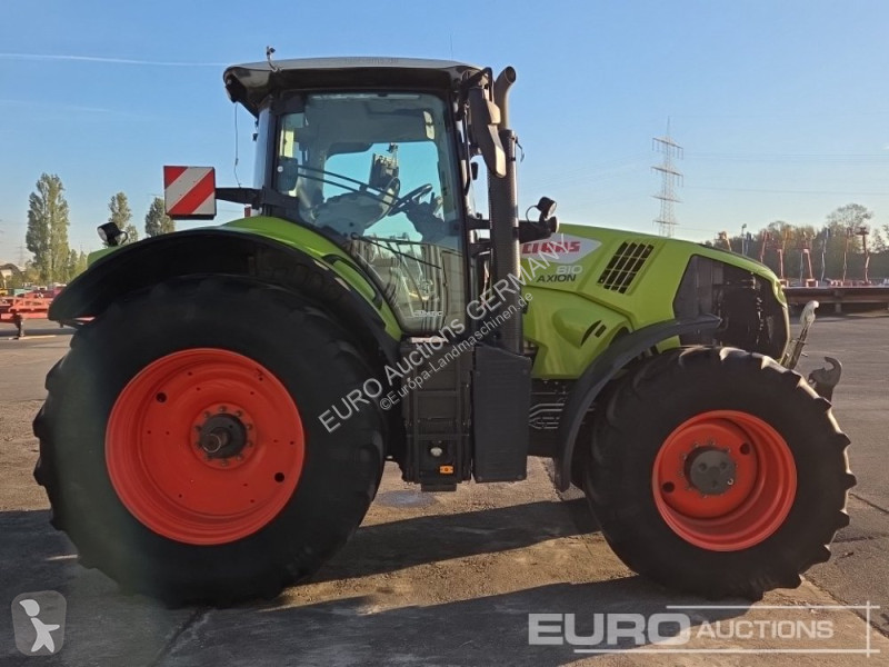 Tracteur agricole Claas Axion 810 CMATIC