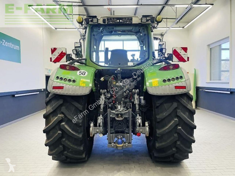 Tracteur agricole Fendt  724 vario s4 profi plus