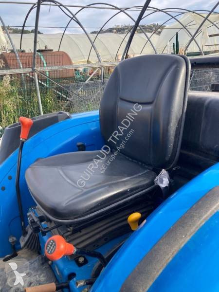 Tracteur agricole LS Tractor LS R 60 R