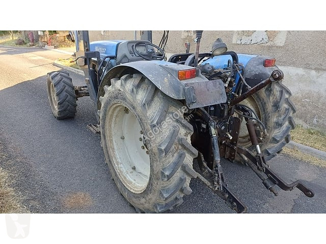 Tracteur agricole New Holland TNF75A