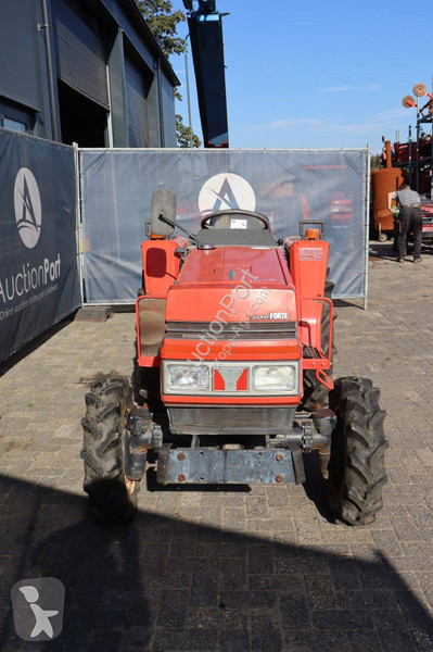 Tracteur agricole Yanmar FX215
