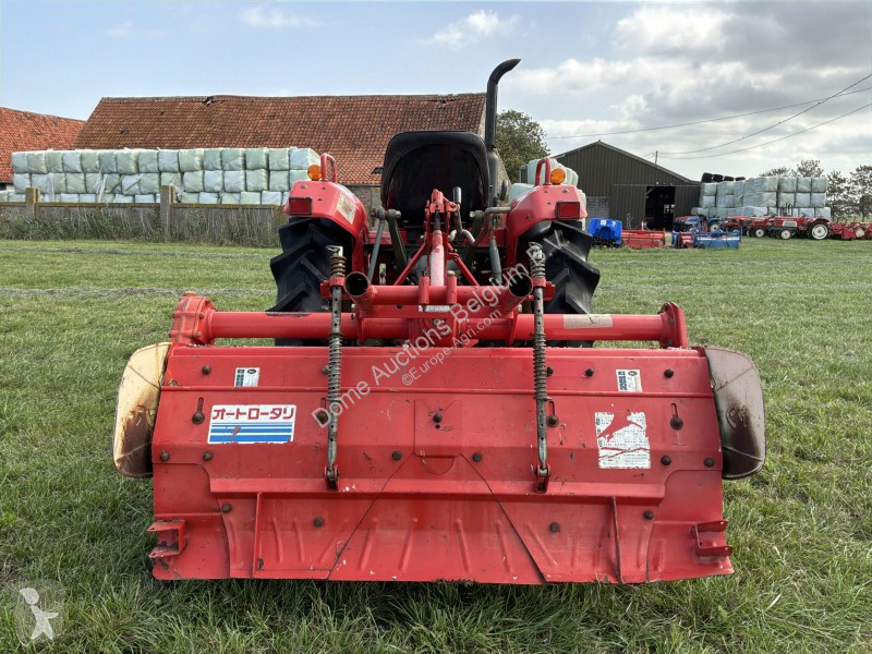 Tracteur agricole Yanmar YM1820D