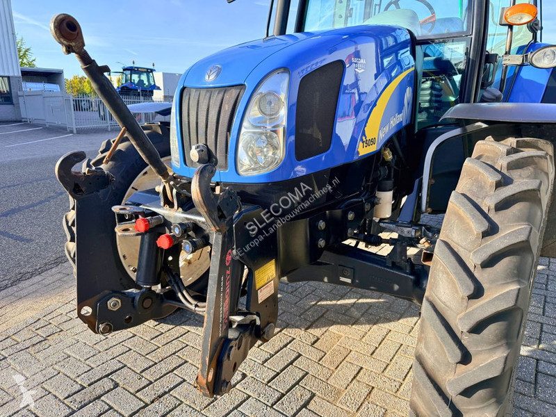 Tracteur agricole New Holland T5050 Cab Shuttle