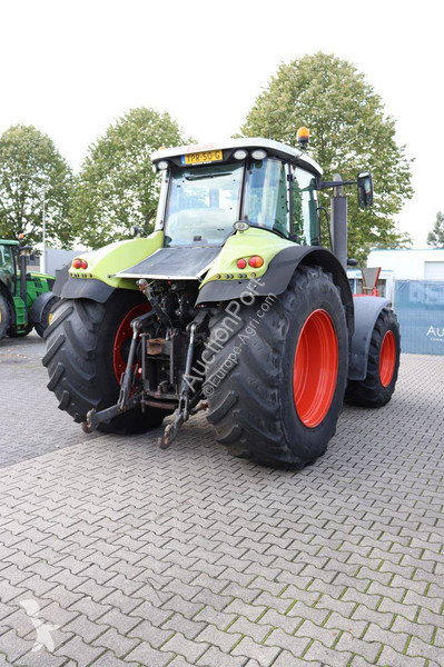 Zemědělský traktor Claas Axion 810